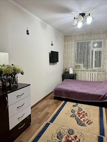 Квартиры: 3 комнаты, 58 м², 5 мкр 104 серия, 3 этаж, Старый ремонт — 6