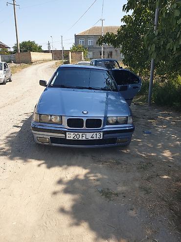BMW 3 Series E36 sedan - Kuzov: Sedan, mavi rəng - Mühərrik: Benzin lalafo.az -da BMW 3 Series E36 sedan - Kuzov: Sedan, mavi rəng - Mühərrik: Benzin