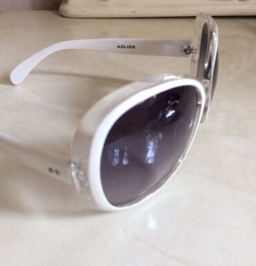 Eynəklər: Gün eynəyi, İşlənmiş -da lalafo.az — 9 Eynəklər: Gün eynəyi, İşlənmiş — 9