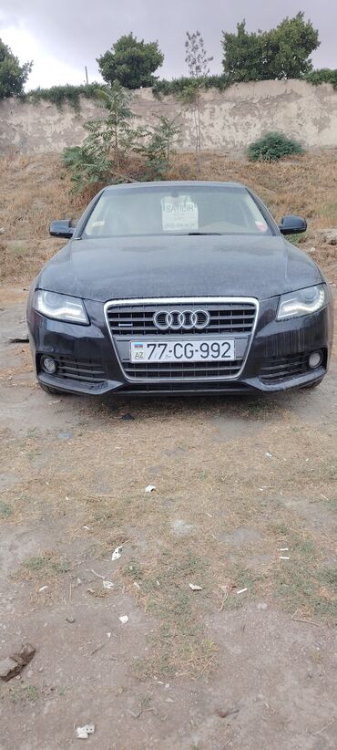 Audi: Audi A4: 2 l | 2011 il Sedan