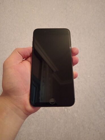 IPhone 8 Plus, 64 ГБ, Отпечаток пальца