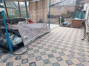 Продажа коттеджей и домов: Срочно, продаю дом в Новопавловке Ленинский район Бишкека. Дом 1980 — 11