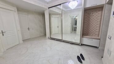 Uzunmüddətli kirayə mənzillər: Xətai rayonu Xətai metrosunun yaxınlığında (ali məhkəməyə yaxın), yeni — 20