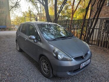 шины для сапок: Honda Fit: 2003 г., 1.3 л, Автомат, Бензин, Хэтчбэк