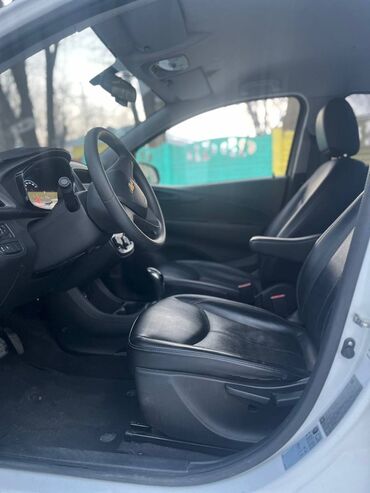 Chevrolet: Chevrolet Spark: 2021 г., Хэтчбэк — 17