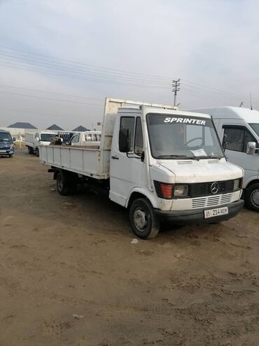 шины r15c: Жүк ташуучу унаа, Mercedes-Benz, Стандарт