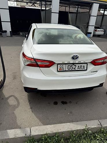 2025: Toyota Camry: 2018 г., 2.5 л, Автомат, Гибрид, Седан — 6