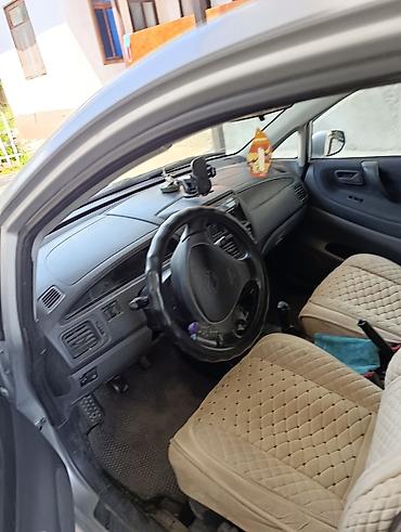 gak aion: Suzuki Liana: 2002 г., Газ, Хэтчбэк — 2