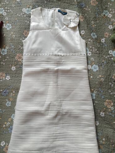 платья девочки: Детское платье, цвет - Белый, Б/у