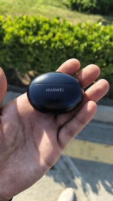 bluetooth mikrofon karaoke: Huawei True Wireless qulaqlıq - Model: Huawei FreeBuds (şarj qutulu — 2