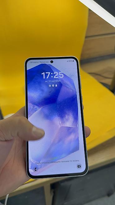а 70: Samsung Galaxy A55 5G, Б/у, 256 ГБ, 2 SIM — 4