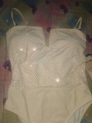 zenske pantalone za zimu: Nov kupaci sa sljokicama. L vel. Punjene korpe. Fixna je cena