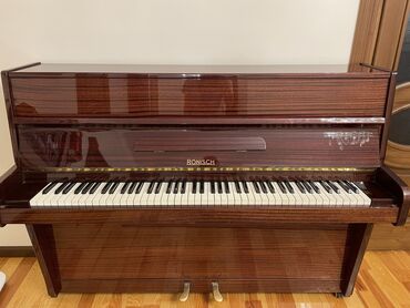 заказать пианино: Продается фортепиано, было изготовлено на заказ. Состояние отличное
