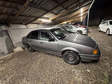 корбиратор: Volkswagen Passat: 1989 г., 1.8 л, Механика, Седан — 5