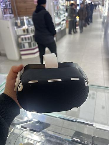 Видео оюндар жана приставкалар: Очки виртуальной реальности Meta/Oculus Quest 2 с контроллерами и — 1