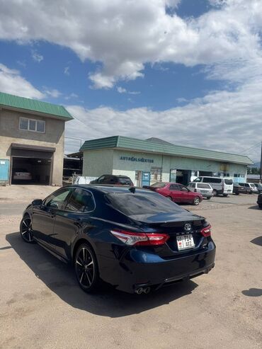 Toyota: Toyota Camry: 2020 г., 2.5 л, Типтроник, Бензин