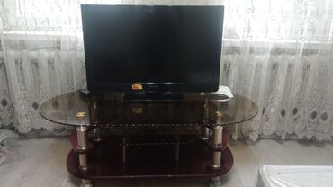 panasonic nv rx11en: Продаю телевизор Panasonic вместе со столиком