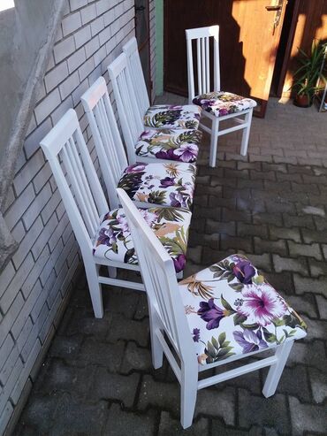 Nameštaj: Trpezariske stolice nove, vise boja bajca i mebla 2750