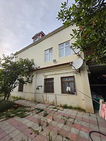 berdede ev: 8 otaq, 300 kv. m, Orta təmir — 1