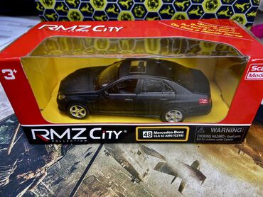 abşeron city sumqayıt: RMZ City 1:36 Mercedes E63 Amg Model ideal vəziyettedir. Əziyi