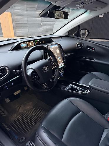 тае: Toyota Prius: 2021 г., 1.8 л, Автомат, Электромобиль, Лифтбек — 6