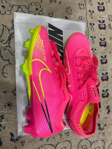 волейбольные кроссовки в бишкеке: Мужские кроссовки, 38, Nike, Новый, цвет - Розовый, Самовывоз