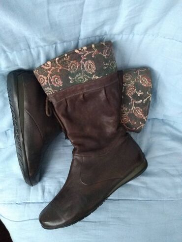 ugg crne cizme: High boots, 39