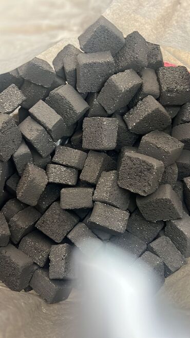 odun kömür: Yüksək keyfiyyətdə hazırlanmış FINDIQ kömürü. Heç bir qoxu vəya baş