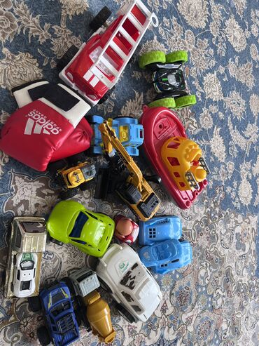 синий трактор игрушка: Игрушки за все 1000 сом