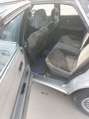 Mazda: Mazda 626: 1987 г., 2 л, Механика, Бензин, Хэтчбэк — 7