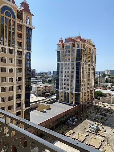 yeni əmlak sumqayit: **28 May metrosu | Dənizə panoram mənzərəli, geniş balkonlu işıqlı — 10