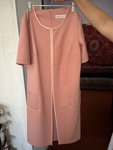 восточное платье: Продаются платья б/у Хорошего качества Надевали всего пару раз Цена
