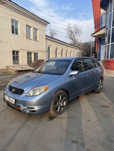 хорошие телефоны: Toyota Matrix: 2002 г., 1.8 л, Автомат, Бензин, Кроссовер