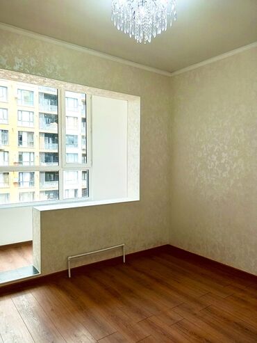 цены на недвижимость в бишкеке 2023: 1 комната, 40 м², Индивидуалка, 4 этаж, Дизайнерский ремонт