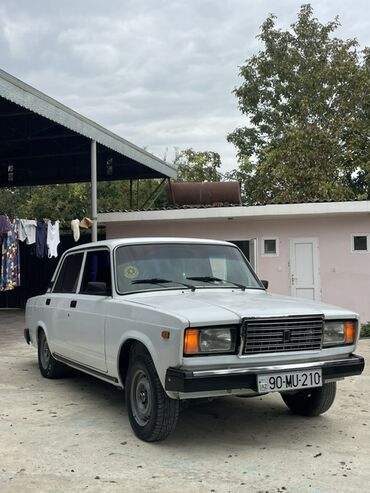 купить приус в баку: VAZ (LADA) 2107: 1.6 l | 2011 il 106000 km Sedan