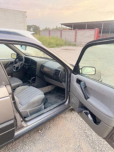 бишкек мото: Volkswagen Passat: 1992 г., 2 л, Автомат, Бензин, Универсал — 6