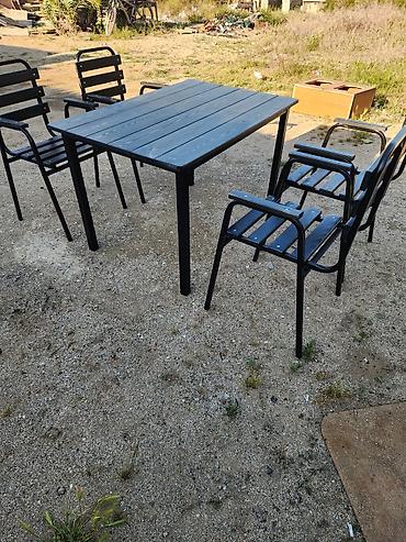bar otracagi: Metal karkaslı masa və stul dəsti - Tərkib: 1 ədəd düzbucaqlı masa + — 5
