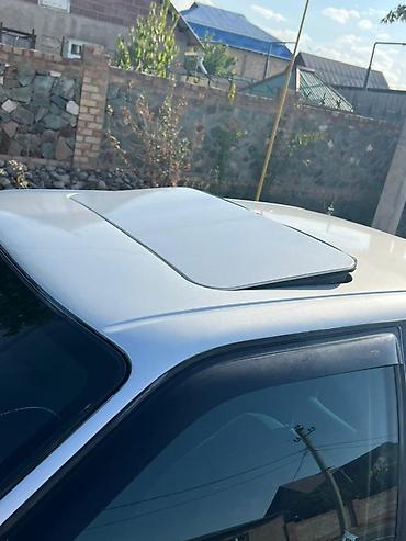 Audi: Audi 80: 1992 г., 1.8 л, Механика, Бензин, Седан — 4