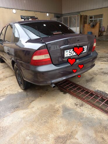 opel astra2009: Opel Vectra: 1.6 l | 1996 il Sedan