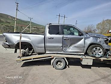 на пикап: Пикап RAM 1500, аварийный додж рам по запчастям
5,7 hemmi — 3