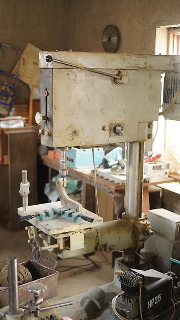 Другое оборудование для бизнеса: Продаю станки, инструменты, оборудование Сверлильные станки Тиски — 13