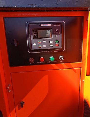 380: Дизельный генератор Excalibur KPT55R — трёхфазная тихая электростанция — 5