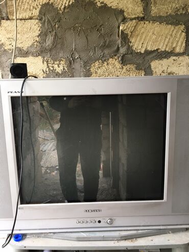 Televizorlar: İşlənmiş Televizor Samsung 40" Ünvandan götürmə