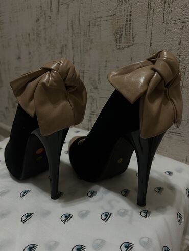 черные туфли 35 размера: Туфли 35, түсү - Кара