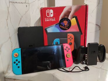 портативная консоль: Nintendo Switch OLED, отличное состояние, полный комплект. Прошитая