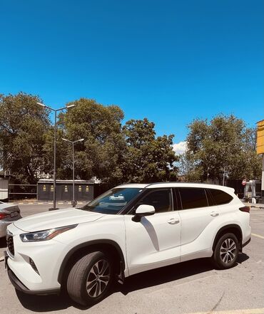 срочно срочно продаю машина: Toyota Highlander: 2020 г., 3.5 л, Автоматические, Бензин, Универсал