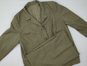 Класичний костюм жіночий, розмір 2XL