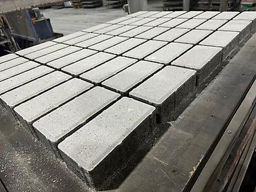 Beton plitələr: Rəngli səki daşları – zavod istehsalı - İkiqat qatlı vibropress — 47