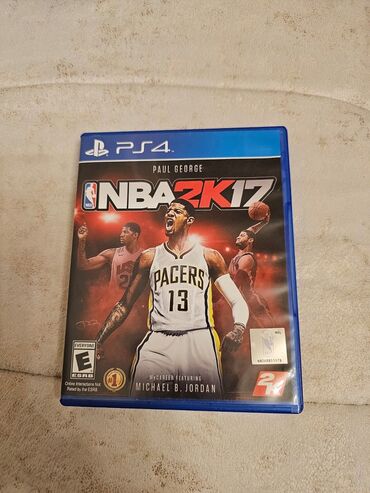 PS4 (Sony Playstation 4): Sony PlayStation 4 (PS4) oyun konsolu Xüsusiyyətlər: - Model: PS4 — 12