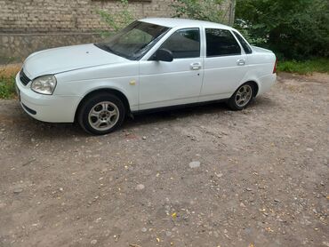 срочно срочно продам: ВАЗ (ЛАДА) Priora: 2011 г., 1.5 л, Механика, Бензин, Седан